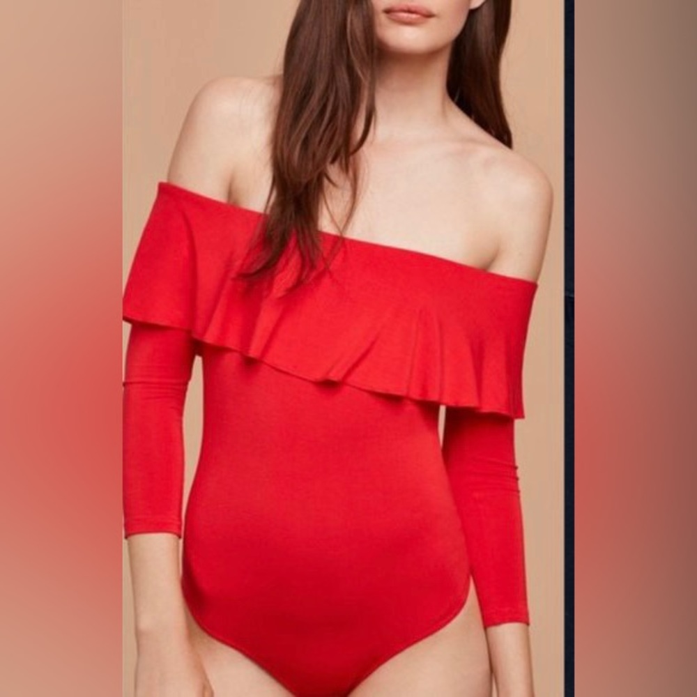 Wilfred Chuchoter Off the Shoulder Ruffle Bodysuit
